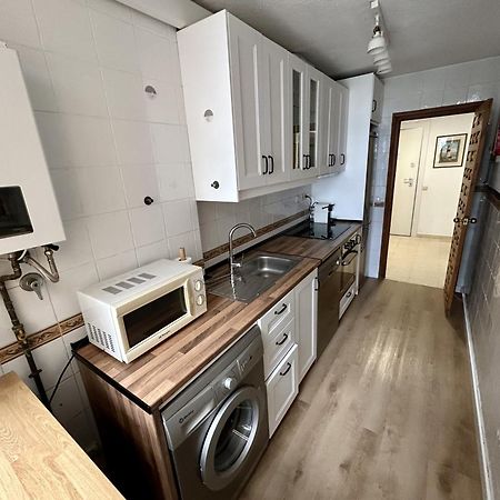 Malagueta Sol Y Playa Apartment Малага Екстериор снимка