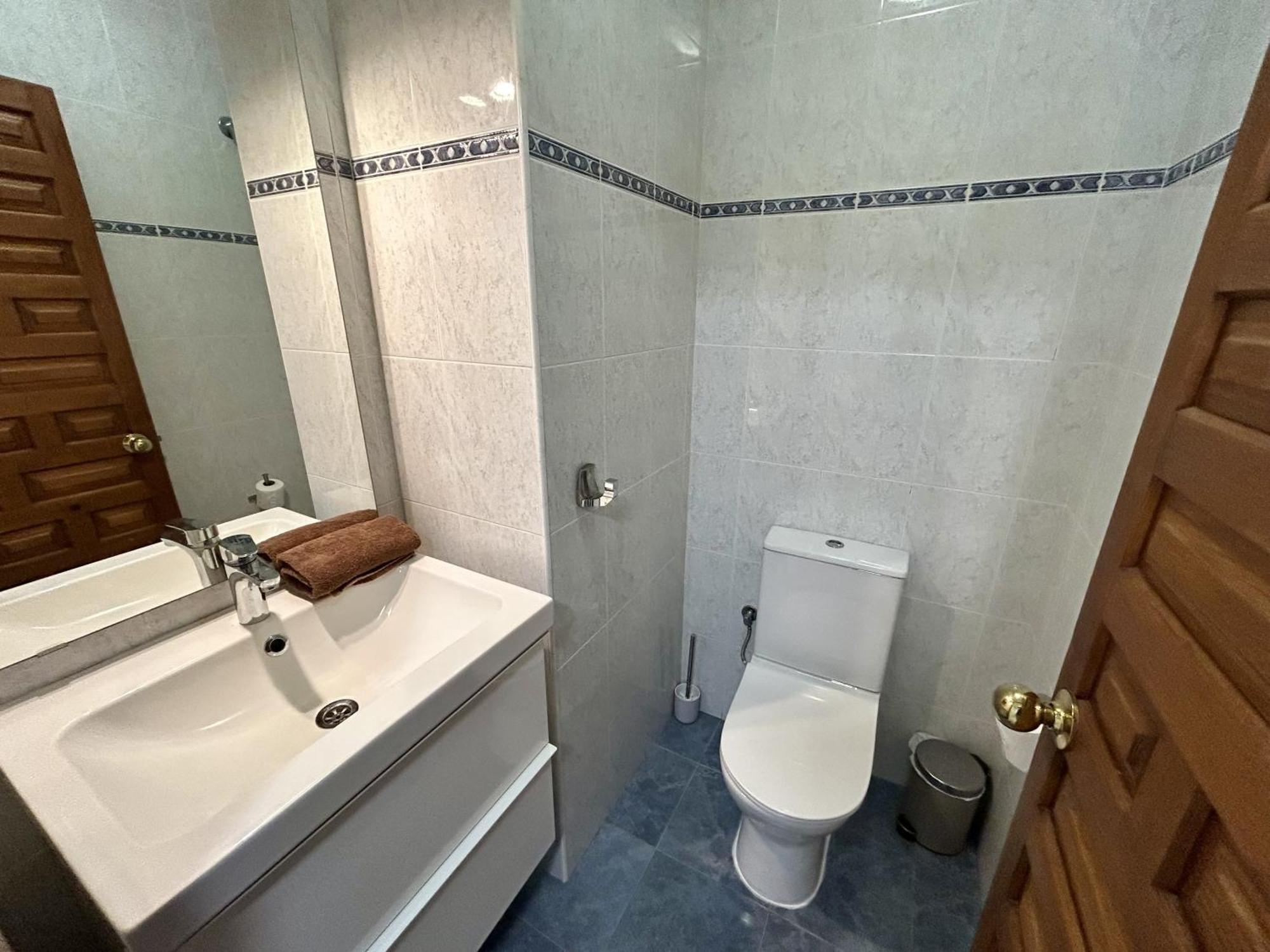 Malagueta Sol Y Playa Apartment Малага Екстериор снимка